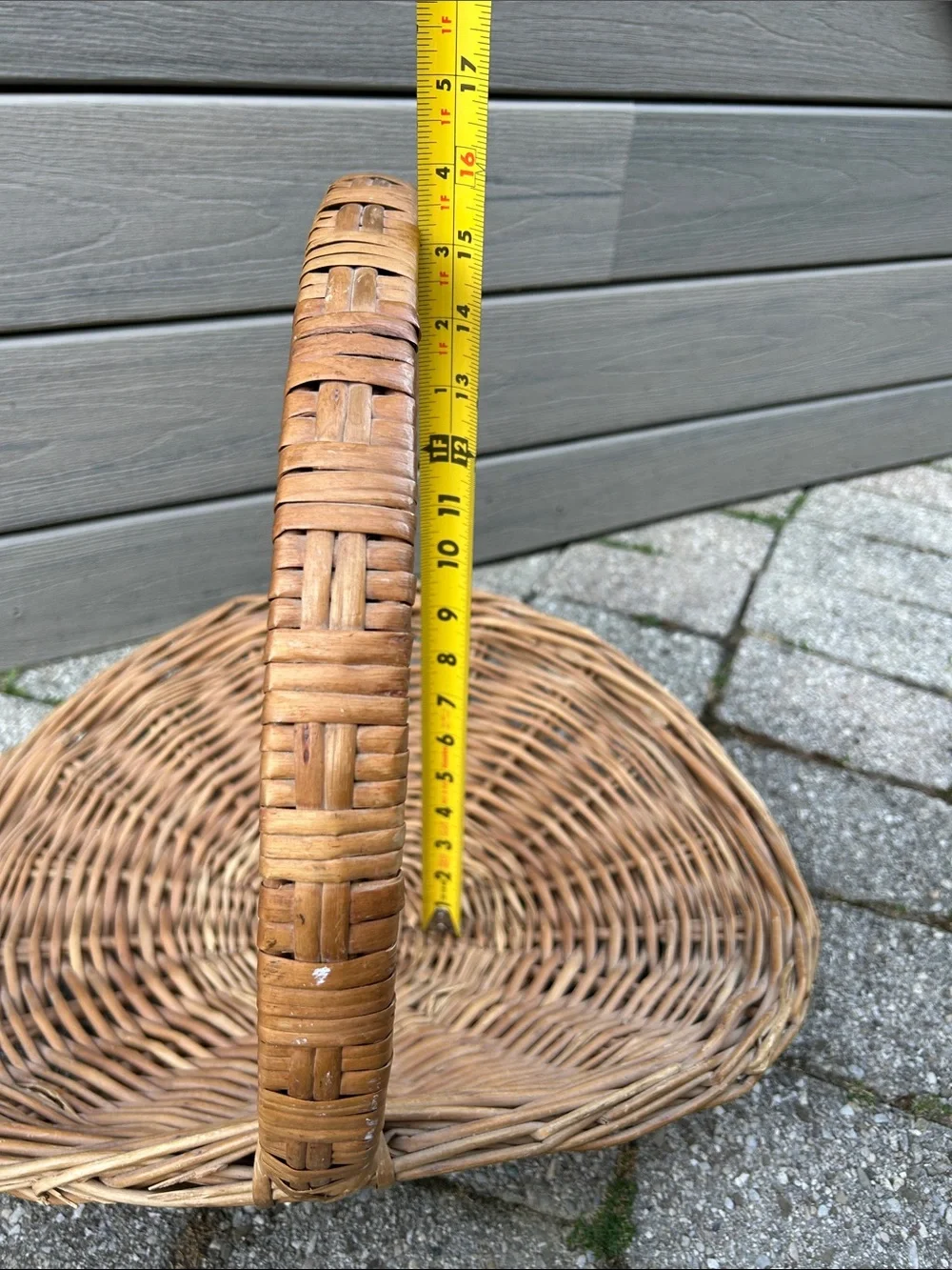 Vintage Wicker Gathering Harvest Basket Herb Flower Garden French Country